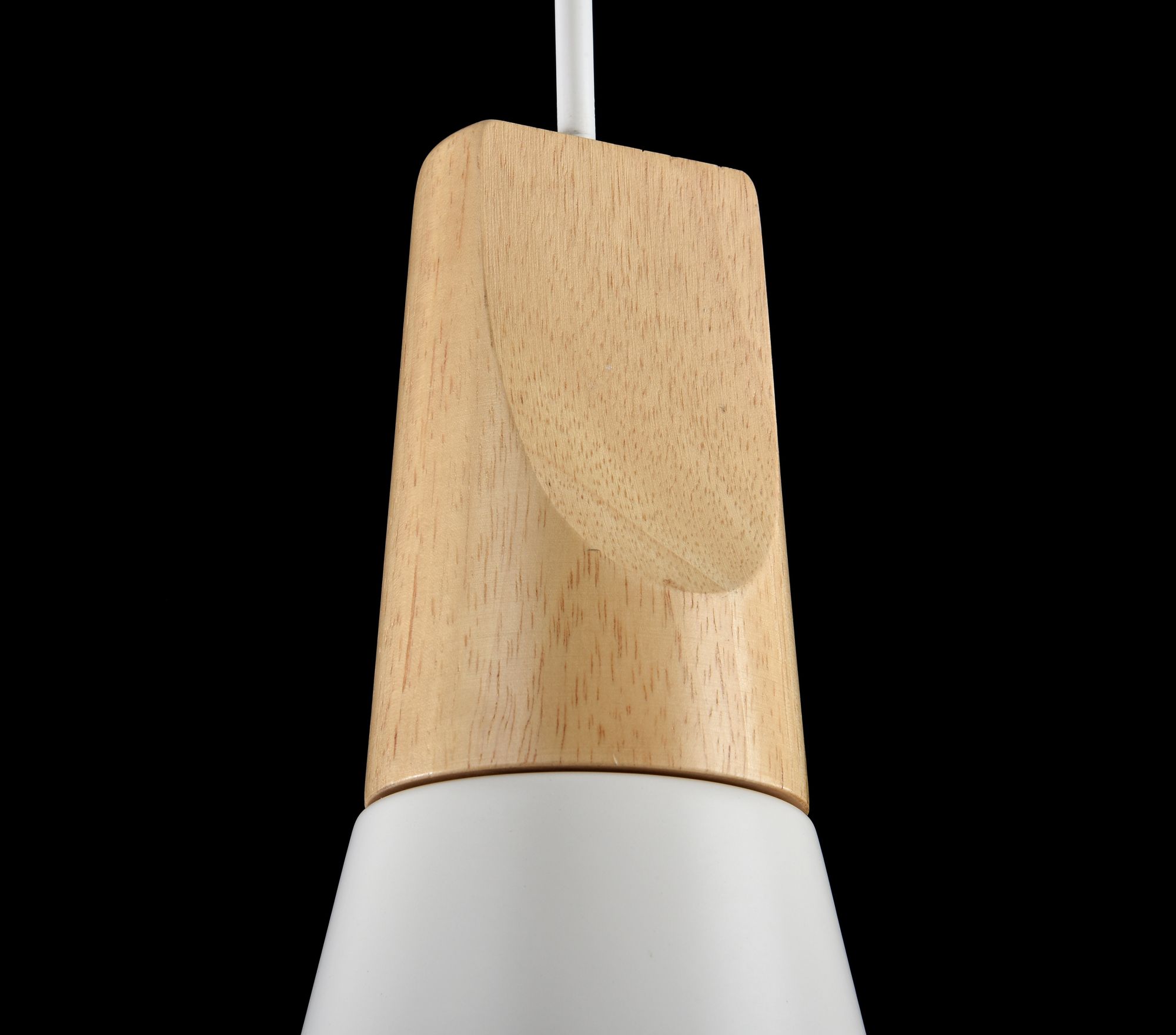 картинка Подвесной светильник Maytoni Bicones P359-PL-140-W от магазина pro-decor.kz
