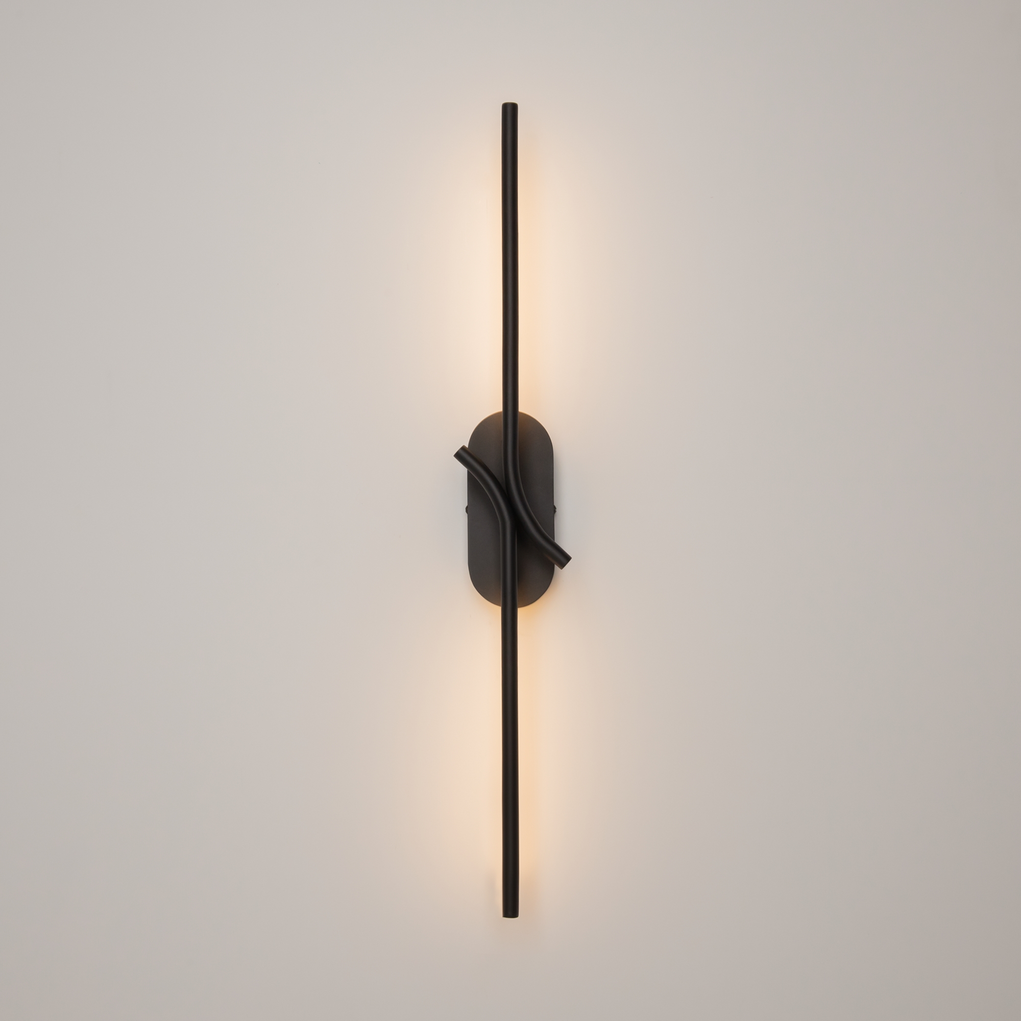 картинка Настенный светильник (бра) Maytoni MOD256WL-L5B3K от магазина pro-decor.kz