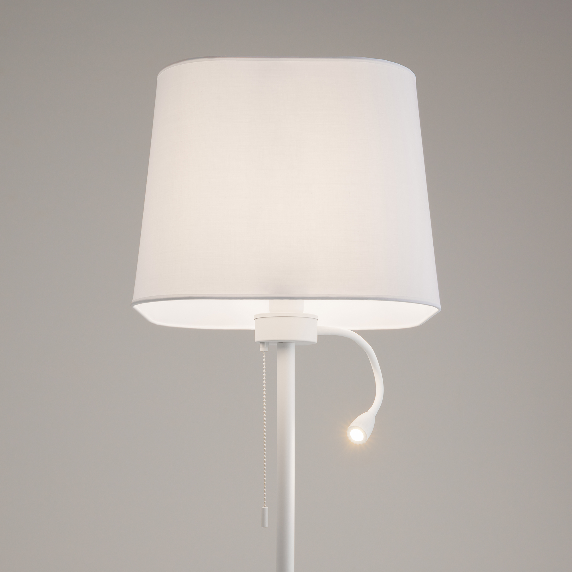картинка Торшер Maytoni Farel Z001FL-L3W-1W от магазина pro-decor.kz
