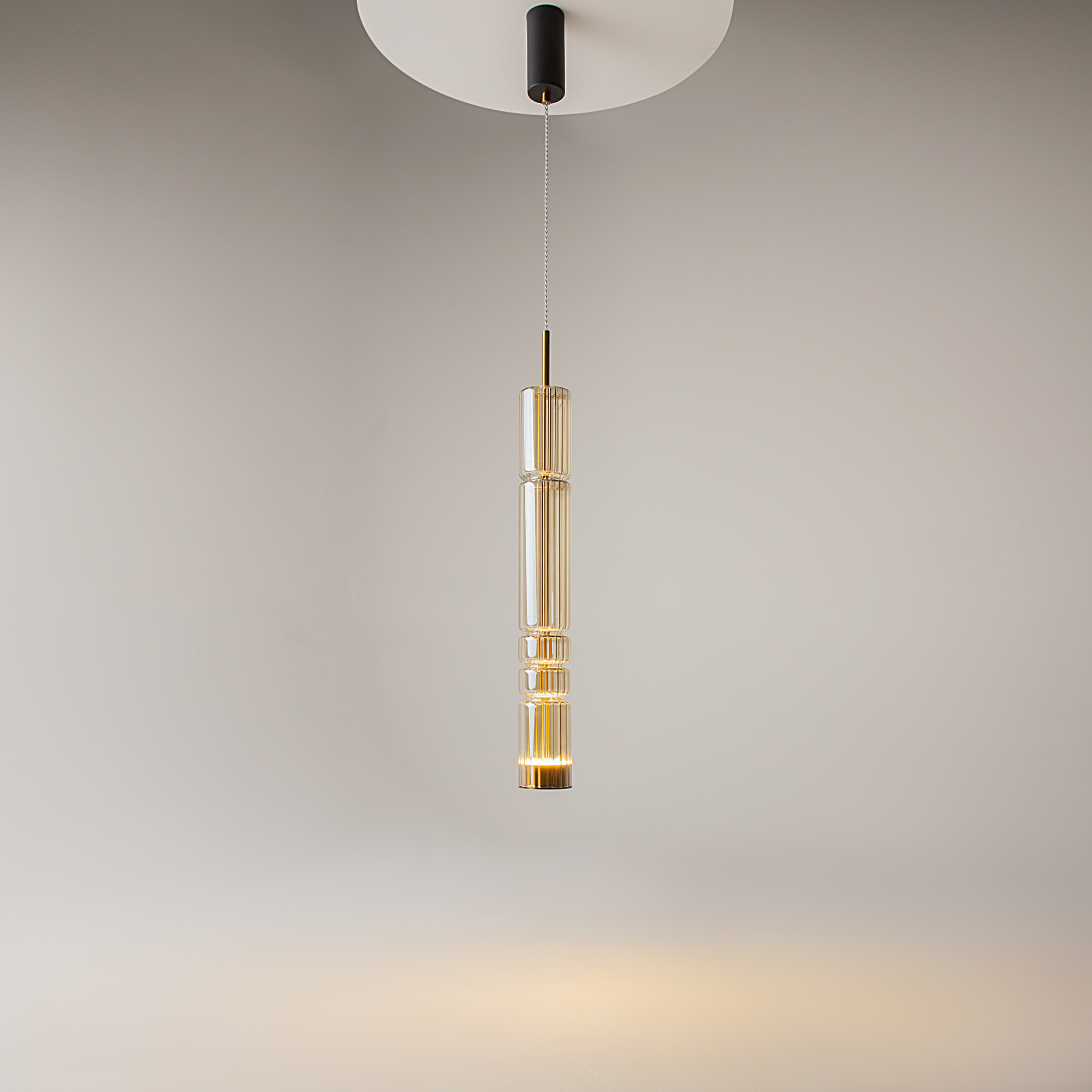 картинка Подвесной светильник Maytoni MOD272PL-L12BS3K от магазина pro-decor.kz