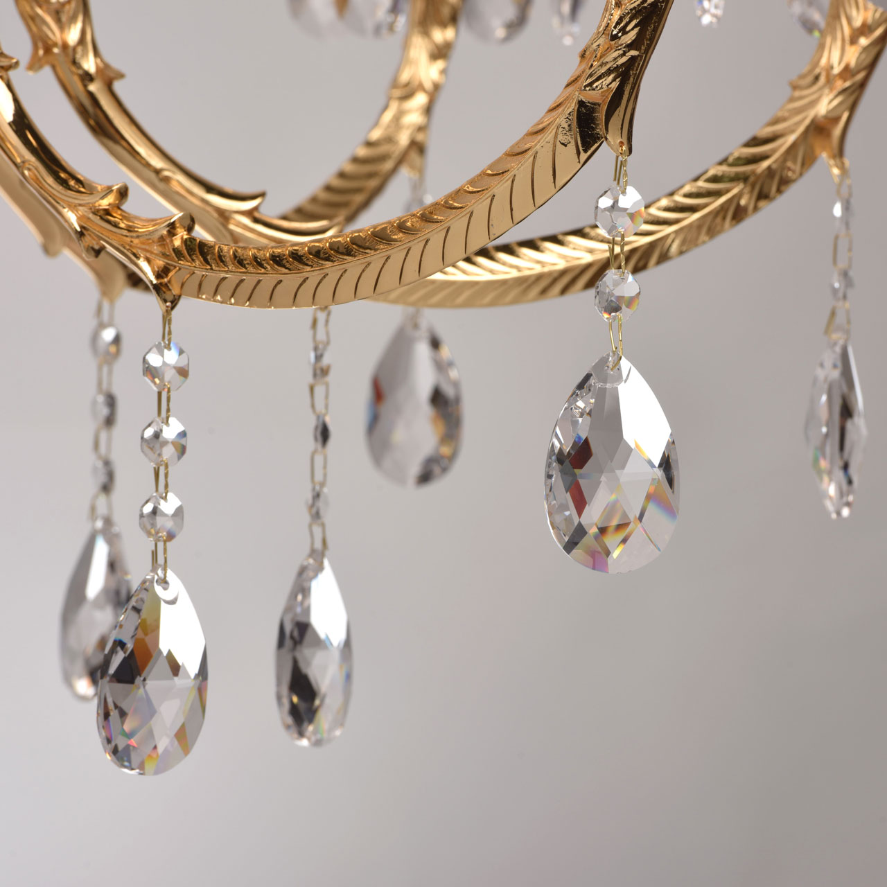 картинка Подвесная люстра Chiaro Габриэль 11 491013115 от магазина pro-decor.kz