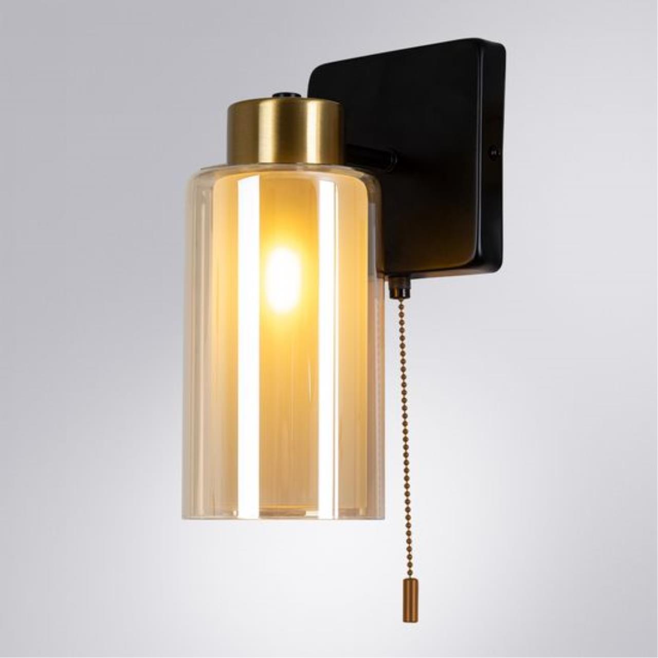 картинка Настенный светильник Arte Lamp LEO A7027AP-1BK от магазина pro-decor.kz