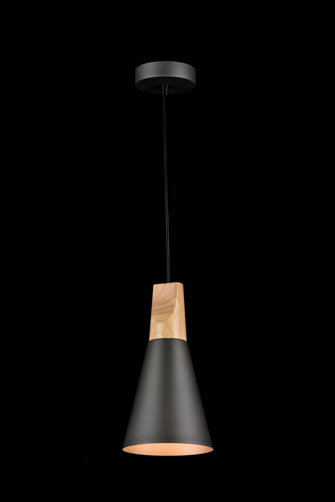 картинка Подвесной светильник Maytoni Bicones P359-PL-140-C от магазина pro-decor.kz