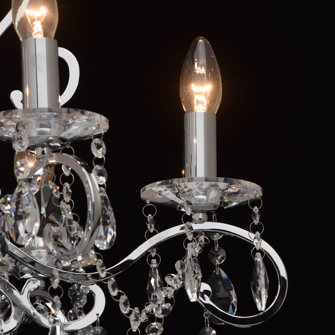 картинка Подвесная люстра Chiaro Сюзанна 458010606 магазин pro-decor.kz являющийся официальным дистрибьютором в Казахстане картинка Подвесная люстра Chiaro Сюзанна 458010606 от магазина pro-decor.kz
