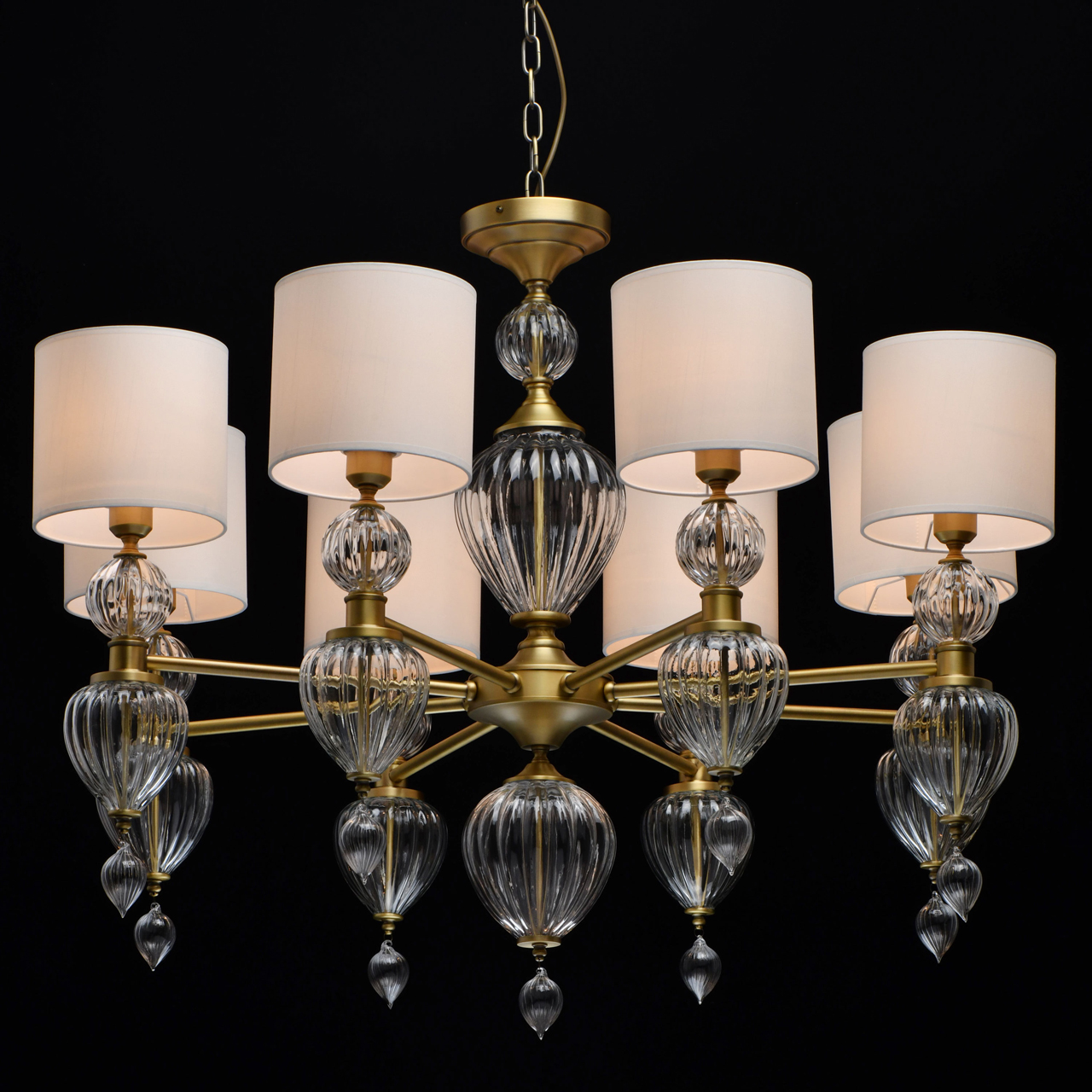 картинка Подвесная люстра Chiaro Оделия 619011408 от магазина pro-decor.kz