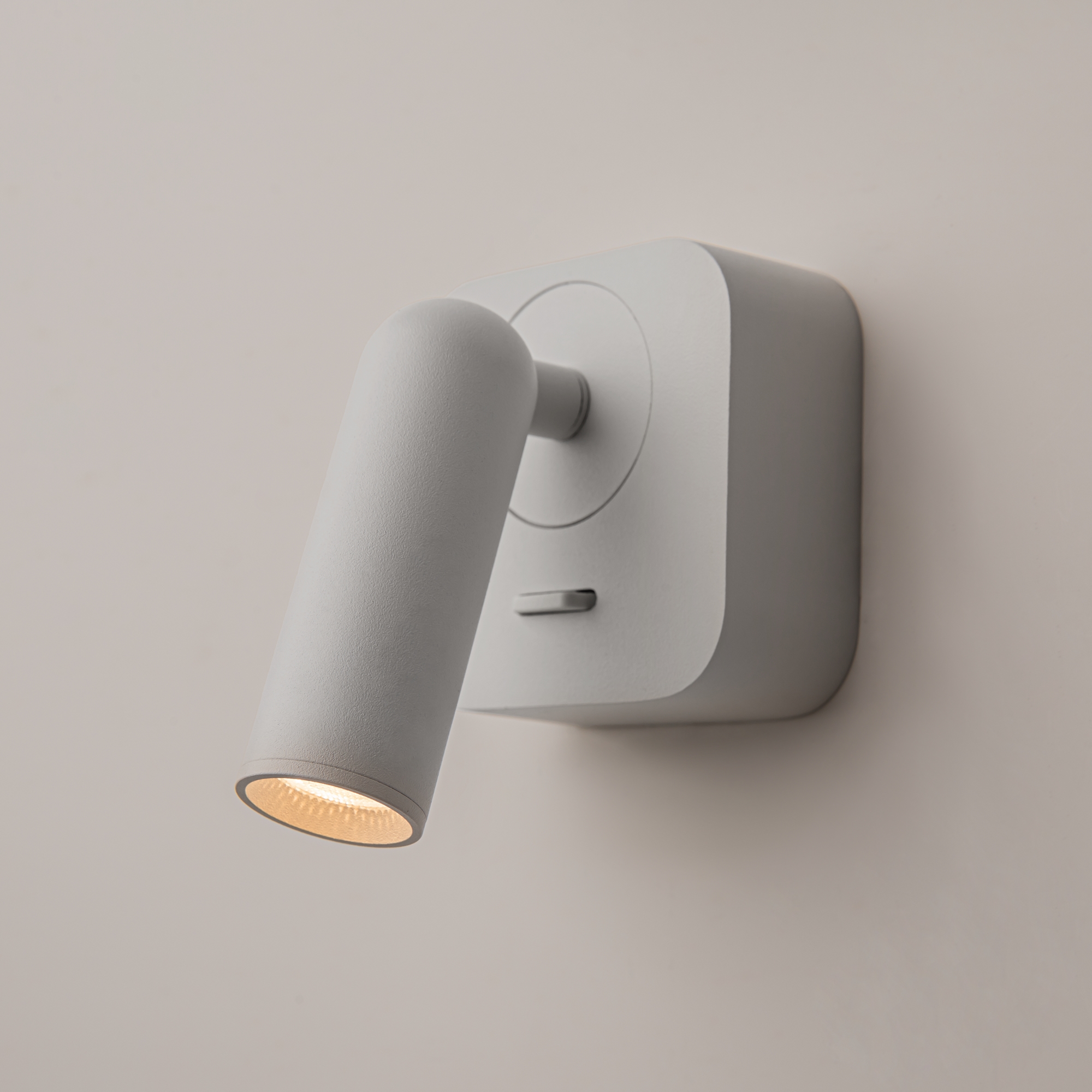 картинка Светодиодный спот Maytoni Mirax C039WL-L3W3K от магазина pro-decor.kz