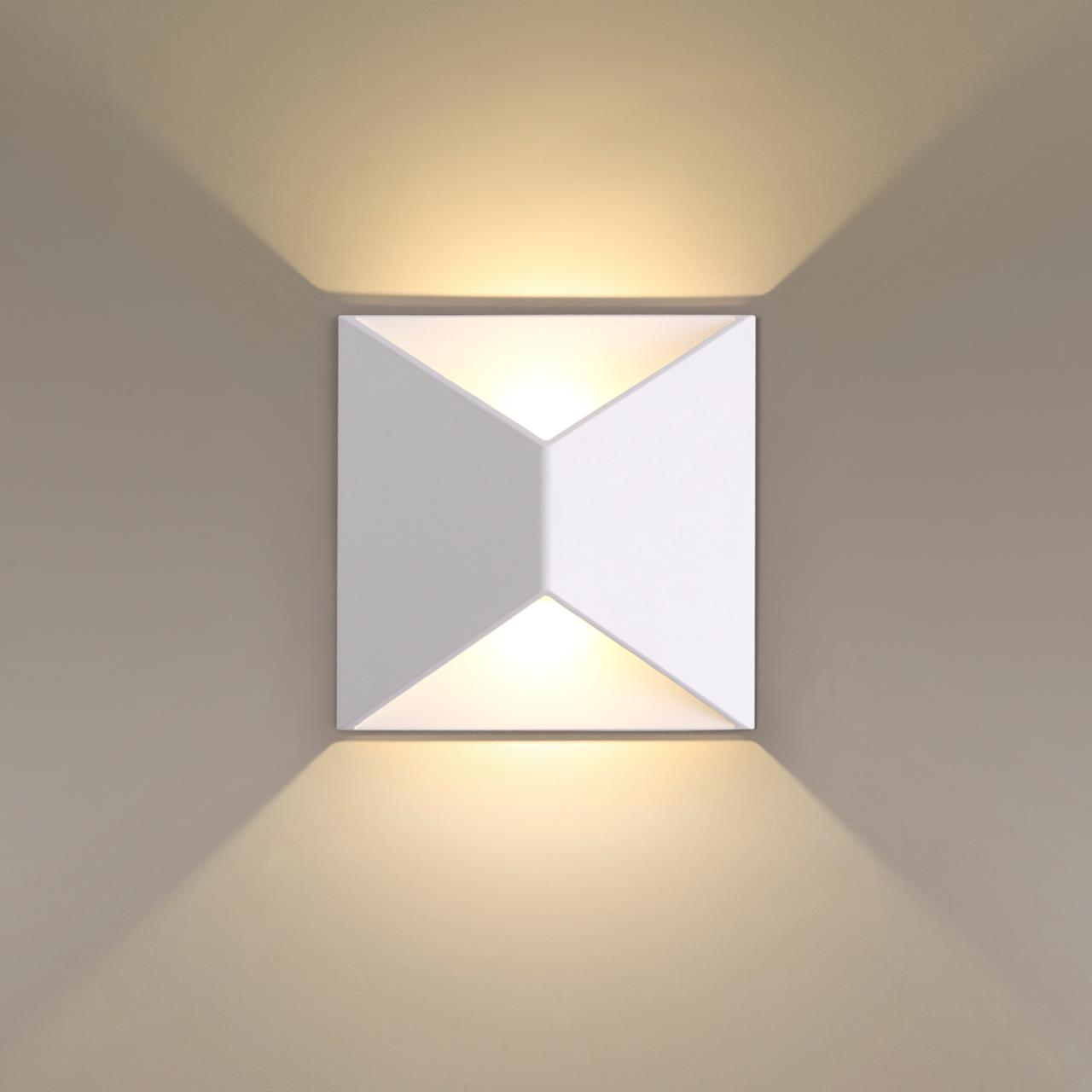 картинка Уличный настенный светодиодный светильник Odeon Light Hightech Tibro 3909/10WL от магазина pro-decor.kz