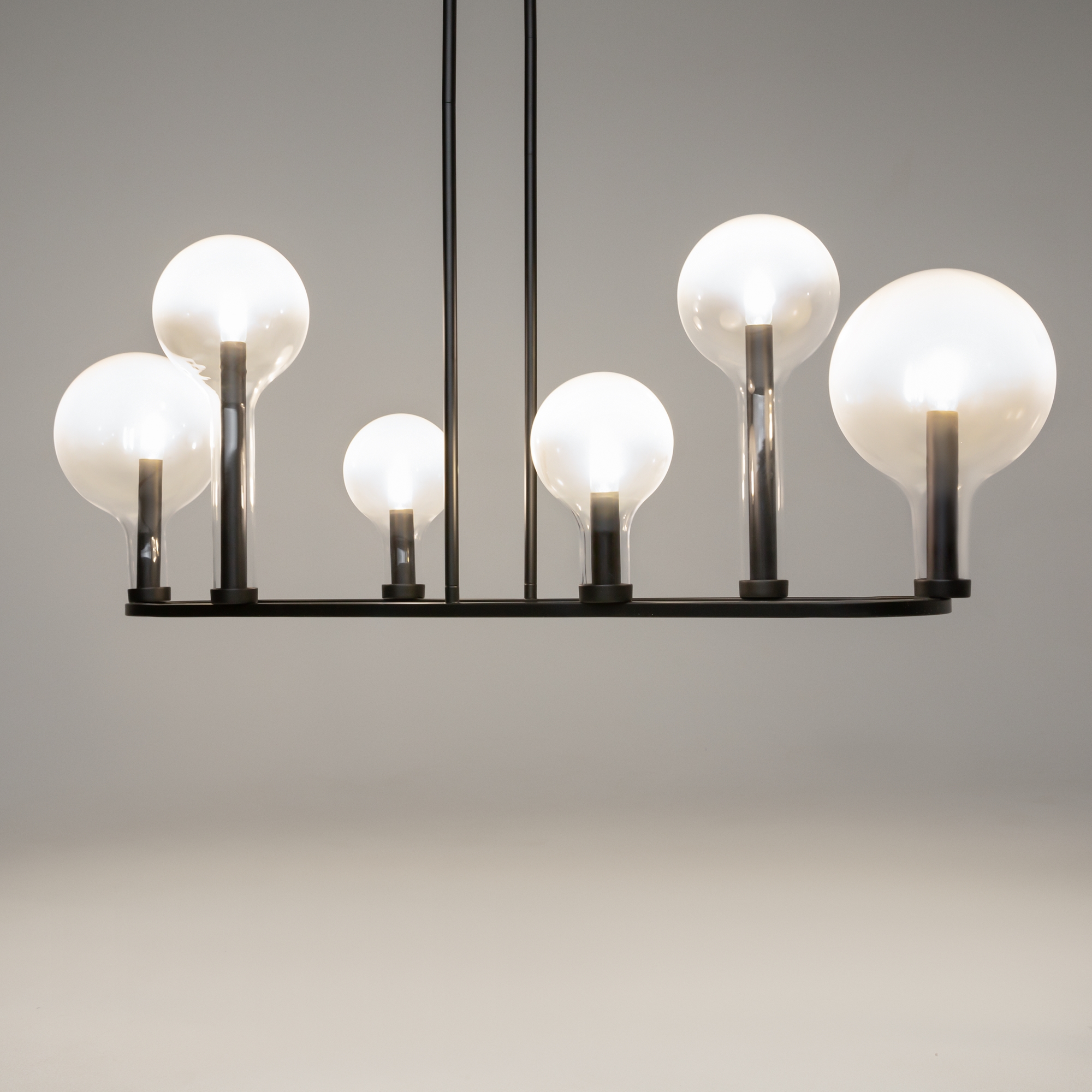 картинка Люстра Maytoni MOD333PL-06B1 от магазина pro-decor.kz