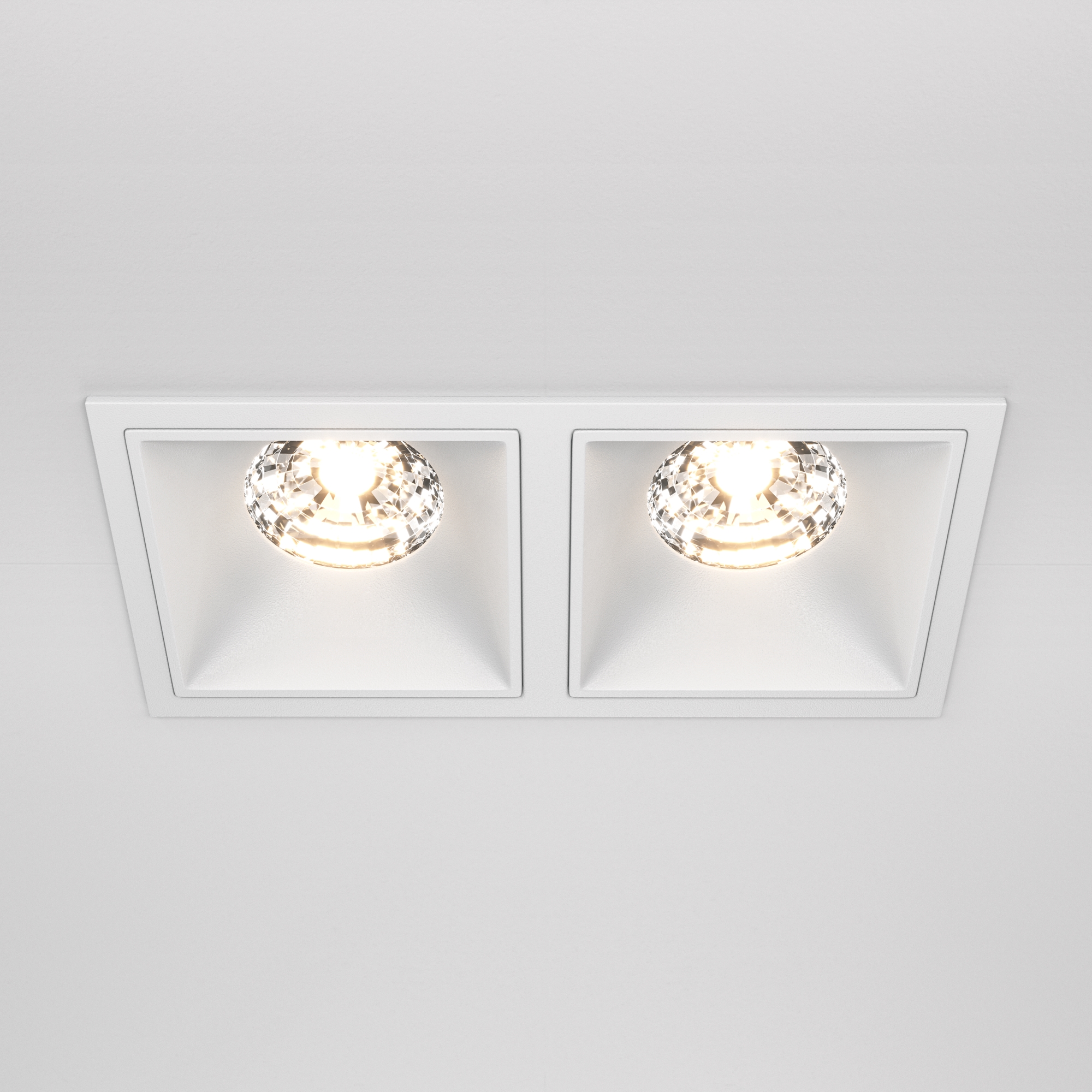 картинка Встраиваемый светильник Technical DL043-02-15W3K-SQ-W магазин pro-decor.kz являющийся официальным дистрибьютором в Казахстане картинка Встраиваемый светильник Technical DL043-02-15W3K-SQ-W от магазина pro-decor.kz