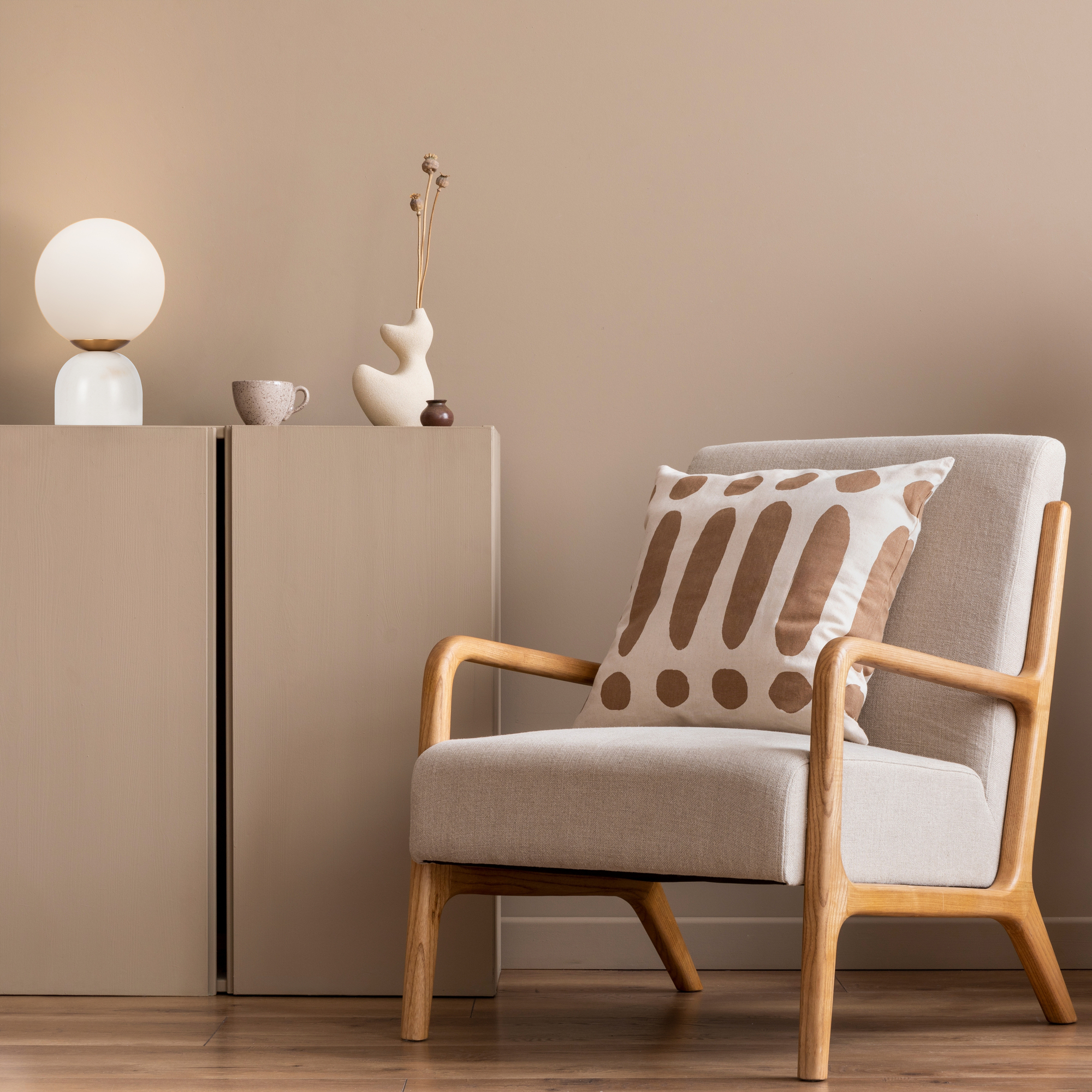 картинка Настольный светильник Freya FR5288TL-01B1 от магазина pro-decor.kz