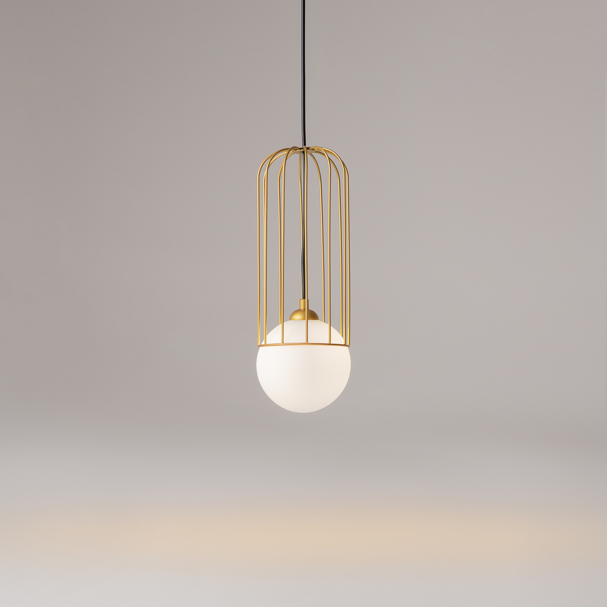 картинка Подвесной светильник Maytoni Telford P361PL-01G от магазина pro-decor.kz
