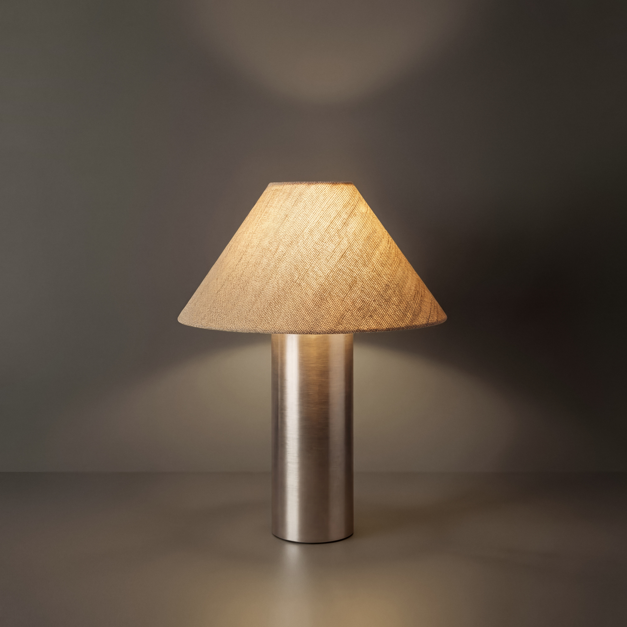 картинка Настольный светильник Freya FR5632TL-01N Zoe магазин pro-decor.kz являющийся официальным дистрибьютором в Казахстане картинка Настольный светильник Freya FR5632TL-01N Zoe от магазина pro-decor.kz