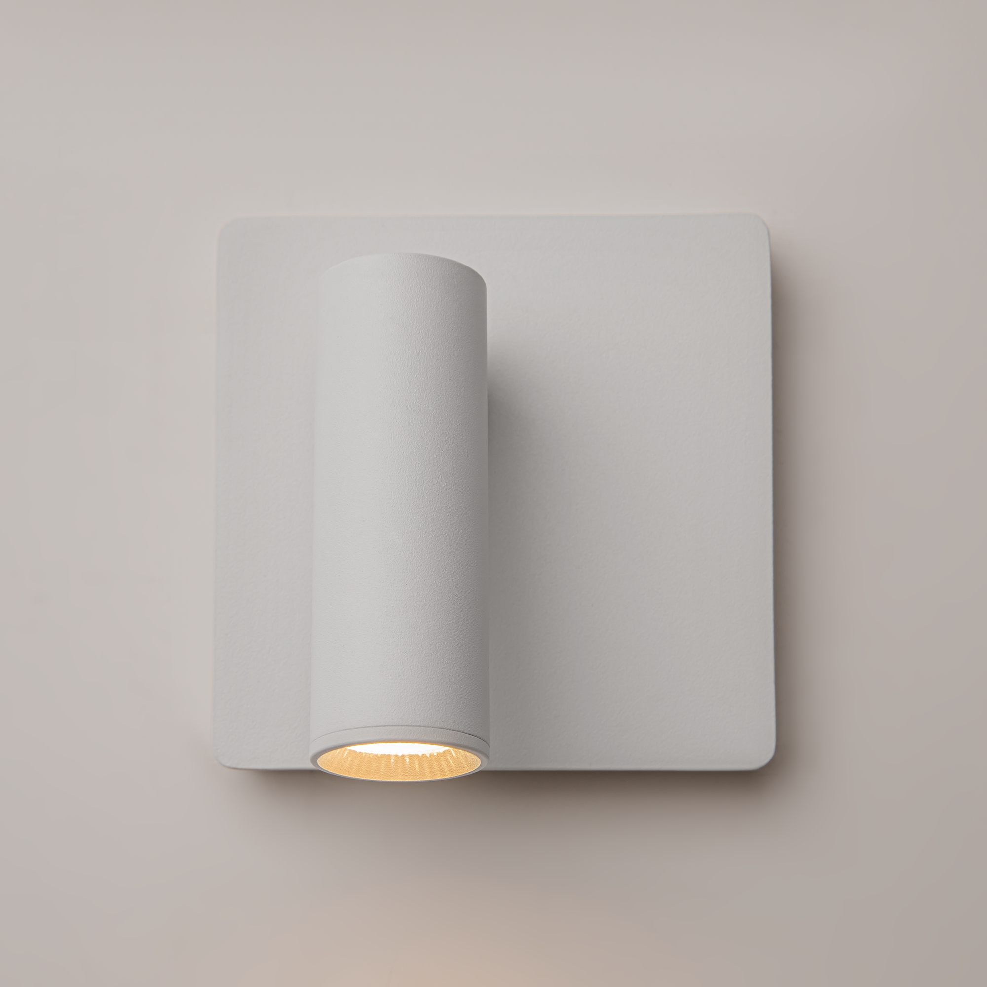картинка Бра Maytoni Mirax C040WL-L3W3K от магазина pro-decor.kz