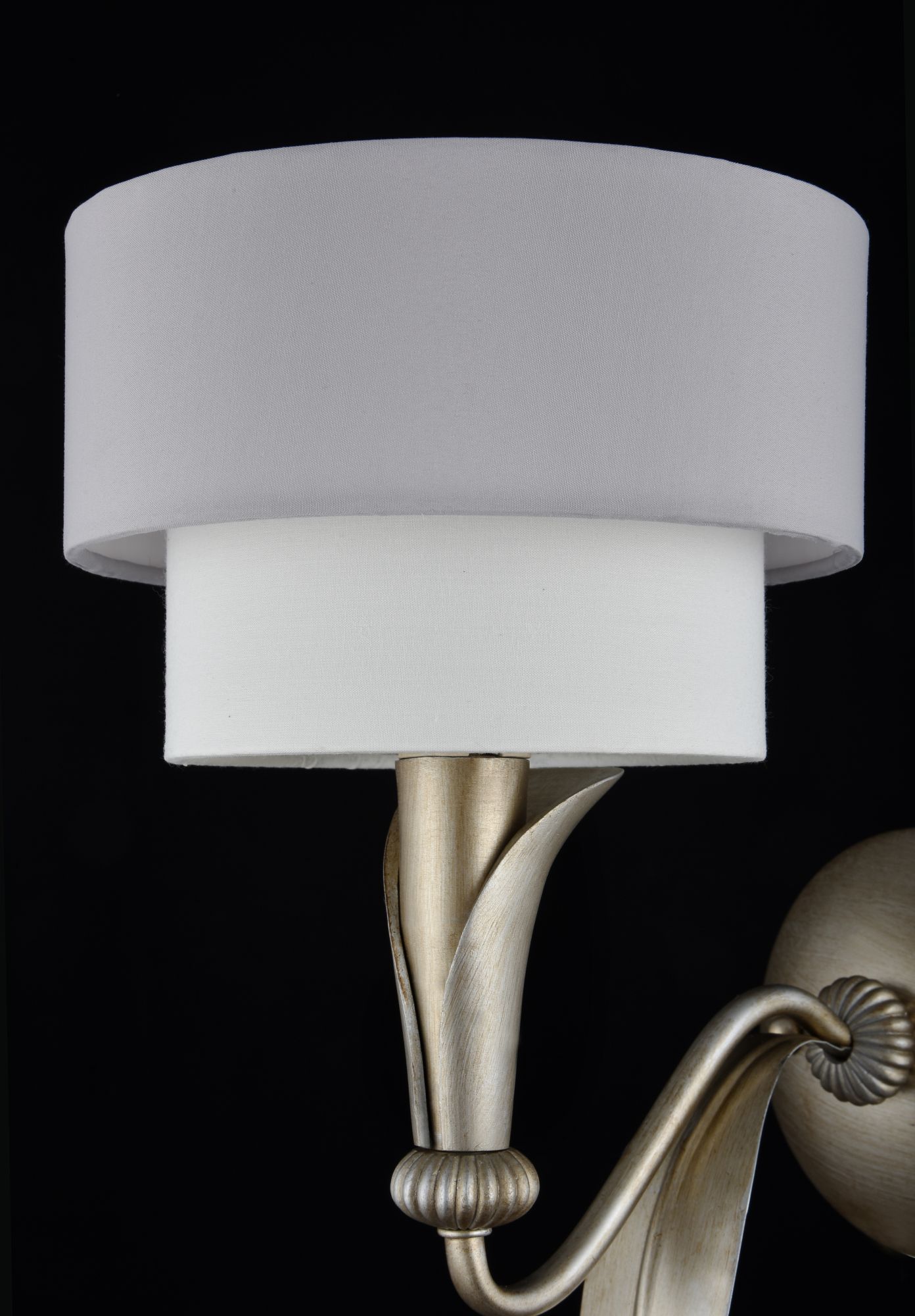 картинка Бра Maytoni Lillian H311-01-G магазин pro-decor.kz являющийся официальным дистрибьютором в Казахстане картинка Бра Maytoni Lillian H311-01-G от магазина pro-decor.kz