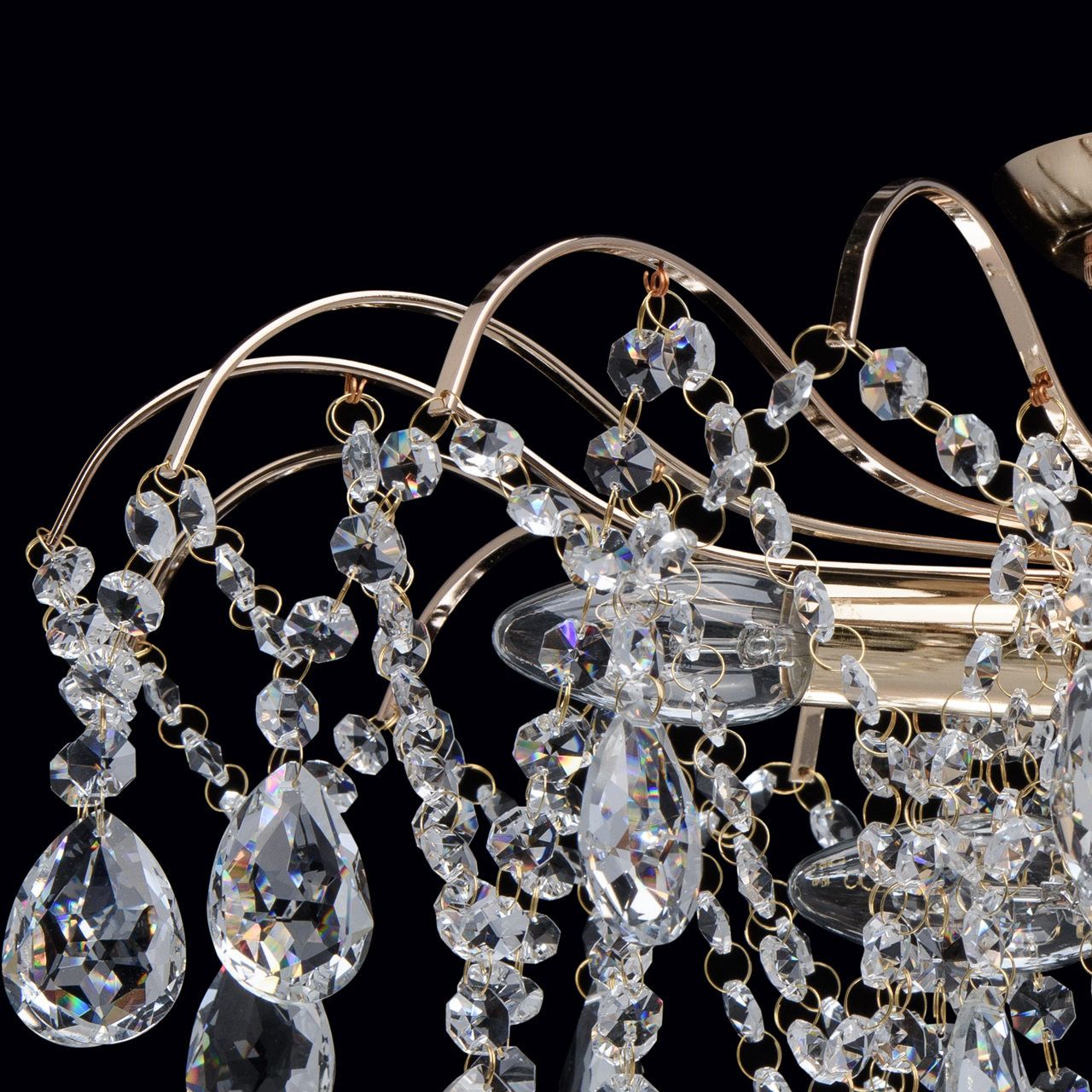 картинка Потолочная люстра MW-Light Бриз 464017406 от магазина pro-decor.kz